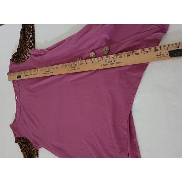 NEW Tunic Top & Necklace Women's LARGE Asymmetrical Blouse Leopard sleeves Flowy - Picture 13 of 13